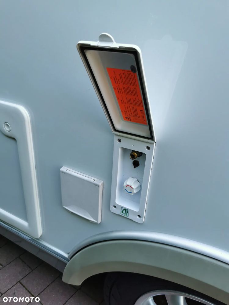 Hymer-Eriba Moving - 32