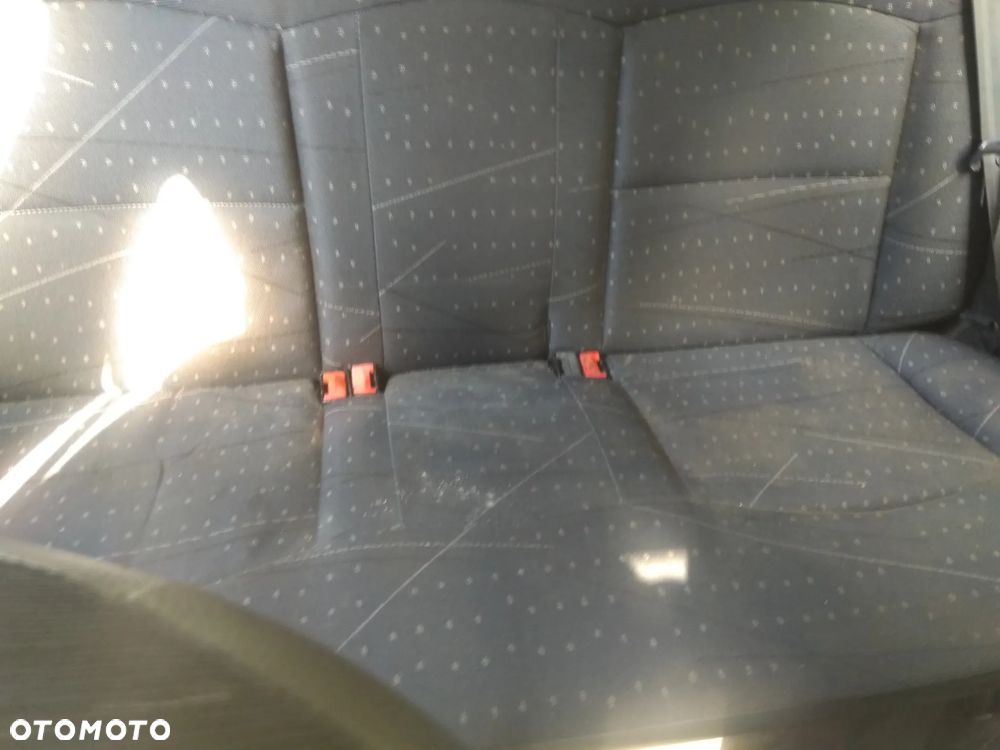 Auto na części - Renault Thalia 65KM diesel 2003 Silnik Skrzynia Drzwi Maska Klapa Błotnik Zderzak Lampa Szyba Klamka Lusterko Deska Kokpit - 13