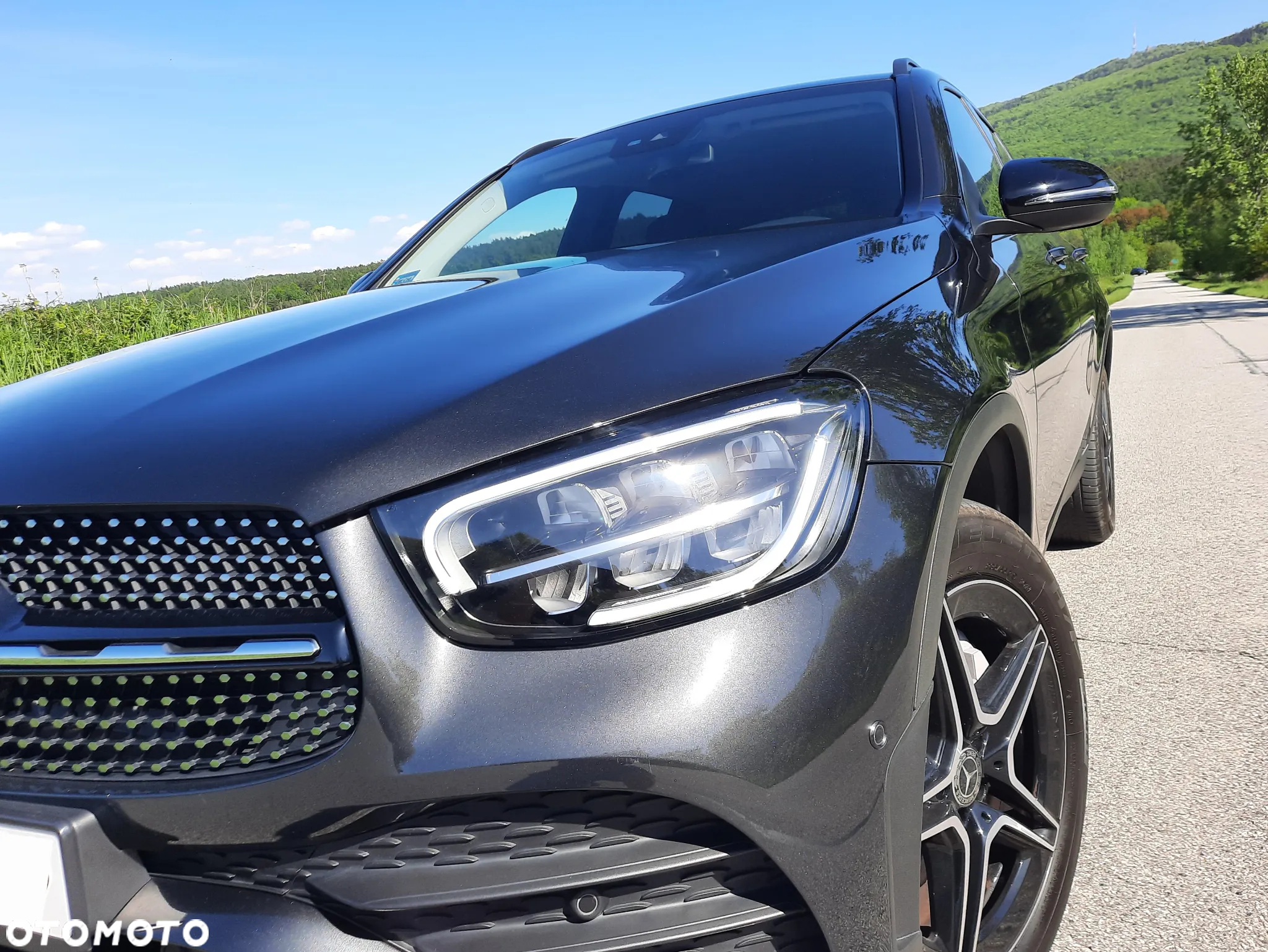 Mercedes-Benz GLC - 13