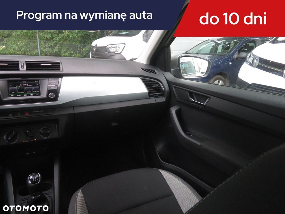 Skoda Fabia - 10