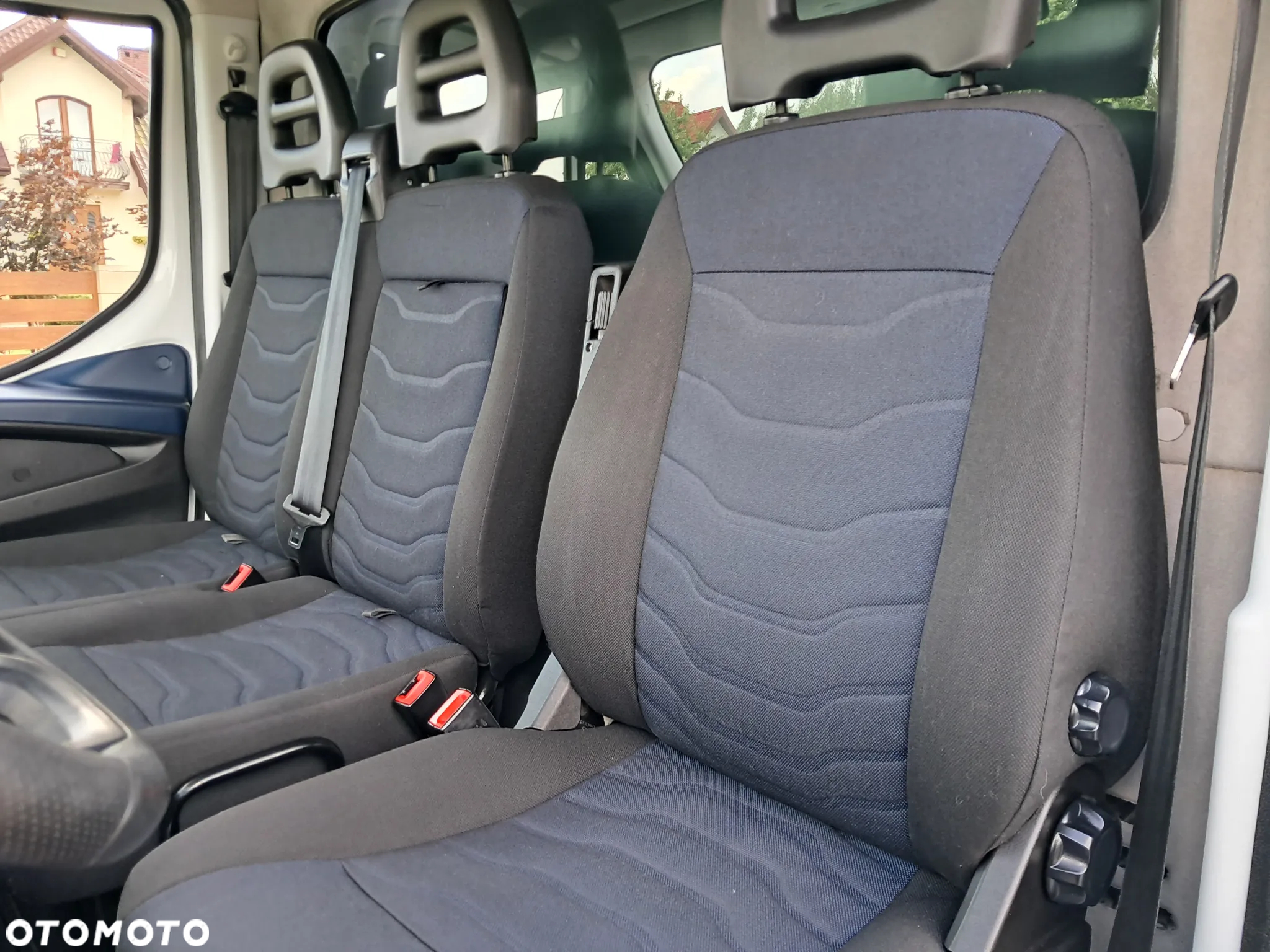 Iveco Daily 35C15  SUPER STAN  Skrzynia 8-palet Salon Polska - 33