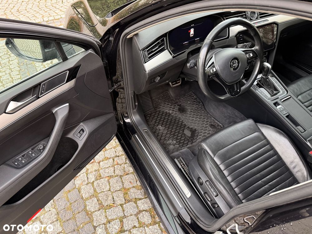 Volkswagen Passat 2.0 TDI BMT 4Mot Highline DSG - 11
