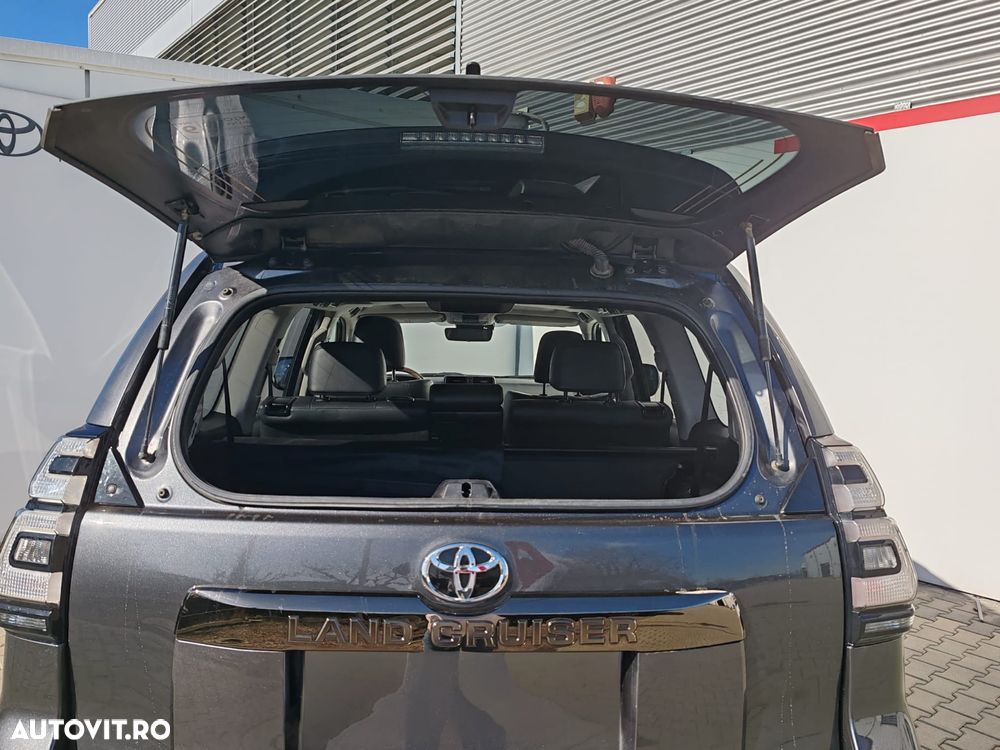 Toyota Land Cruiser 2.8l D-4D 204 CP A/T 7 locuri Luxury AVS - 23