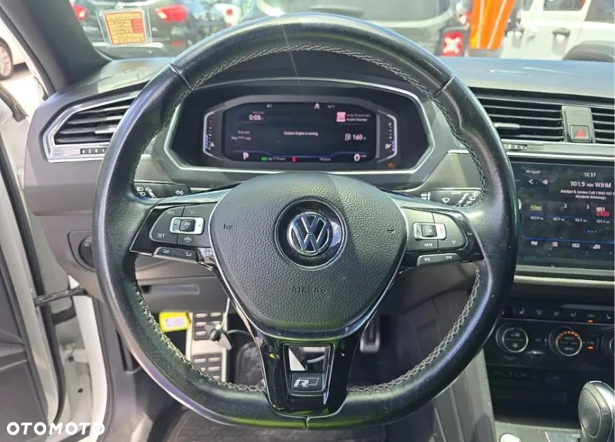 Volkswagen Tiguan - 8