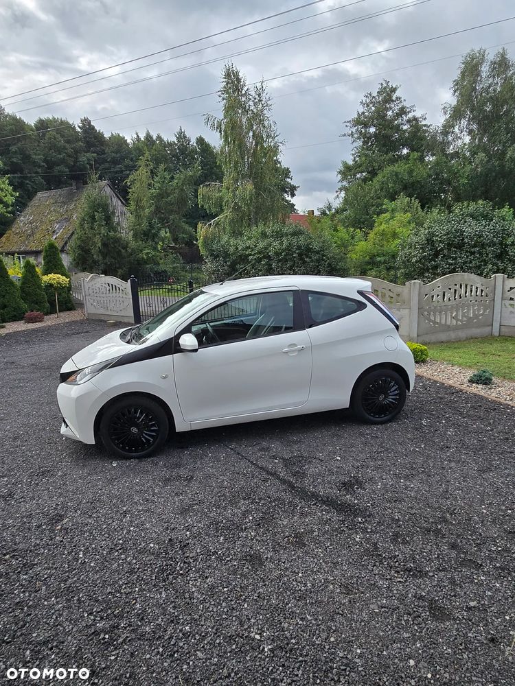 Toyota Aygo x - 2