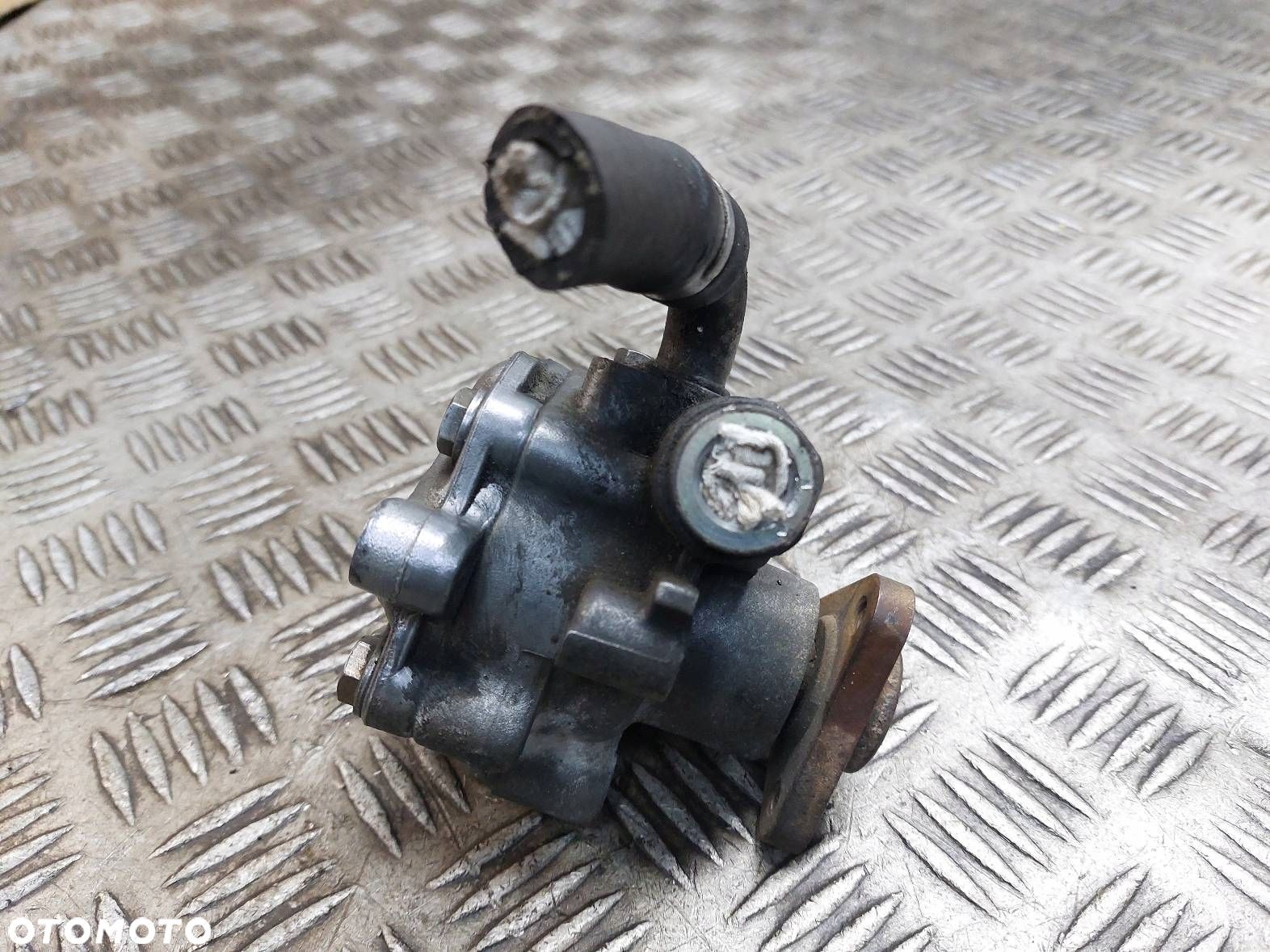 POMPA WSPOMAGANIA VOLKSWAGEN PASSAT B5 FL 1.9 TDI 110 BAR 8D0145177Q - 1