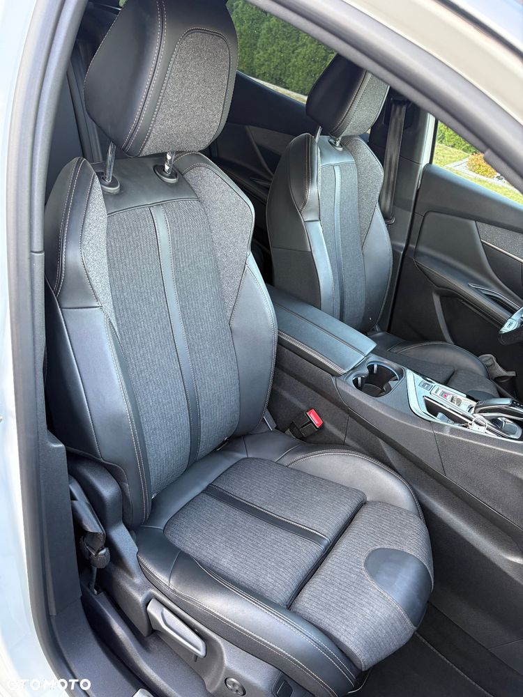 Peugeot 3008 PureTech 180 Stop & Start GPF EAT8 GT - 11