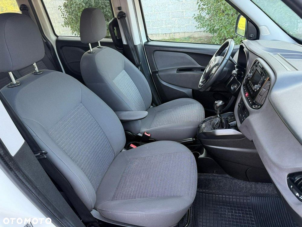 Fiat Doblo 1.4 T-Jet 16V Dynamic - 10