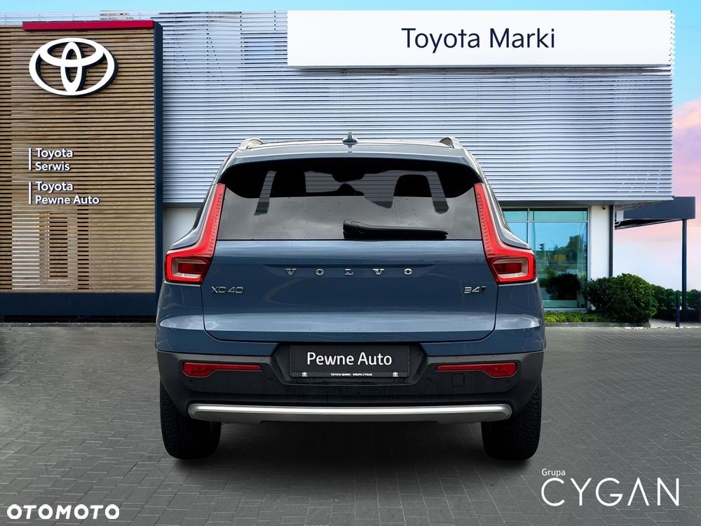 Volvo XC 40 B4 AWD Plus Bright - 4