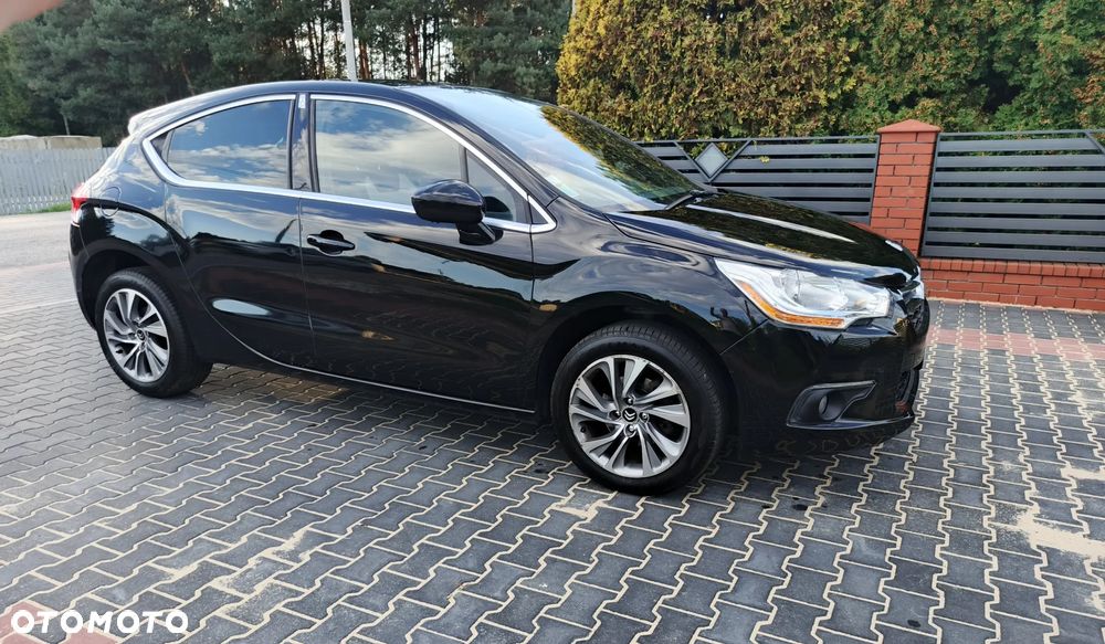 Citroën DS4 e-HDi 115 Chic - 19