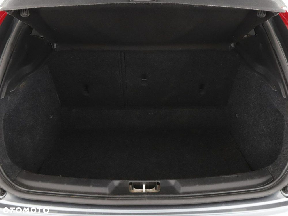 Volvo V40 Cross Country D2 - 21