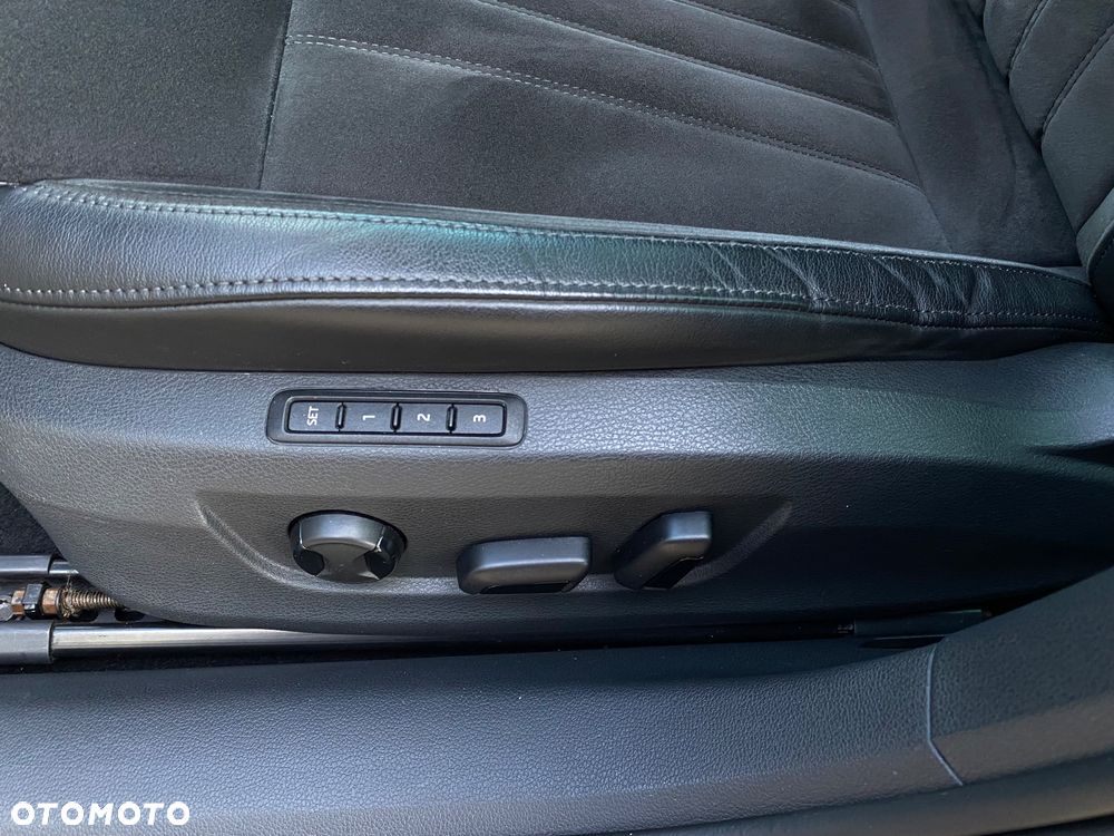 Skoda Superb Combi 2.0 TSI 4x4 DSG Style - 8