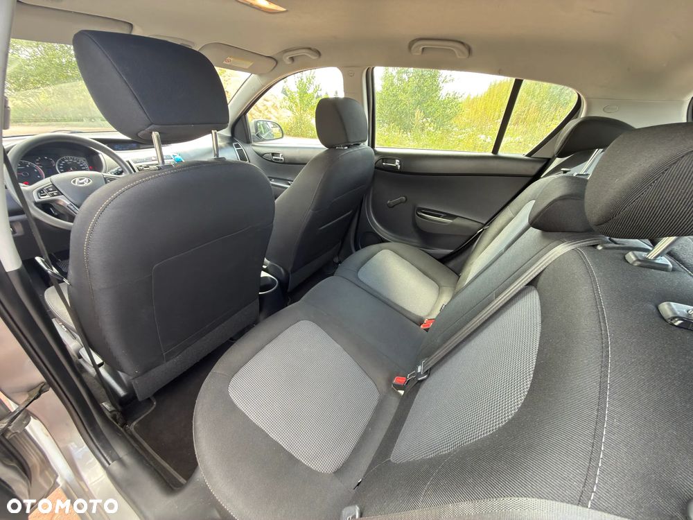 Hyundai i20 1.1 CRDi Style - 16
