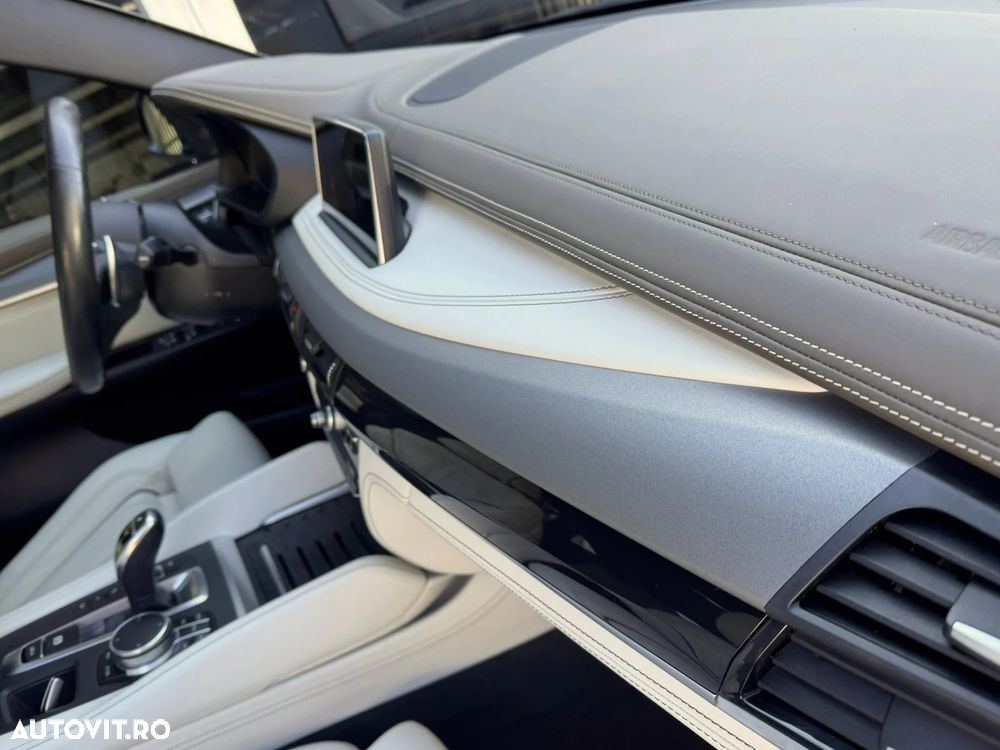 BMW X6 xDrive30d - 25