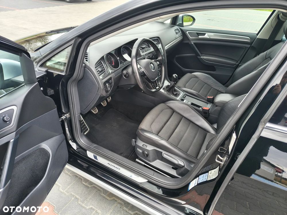 Volkswagen Golf 2.0 TDI 4Motion BlueMotion Technology Allstar - 17