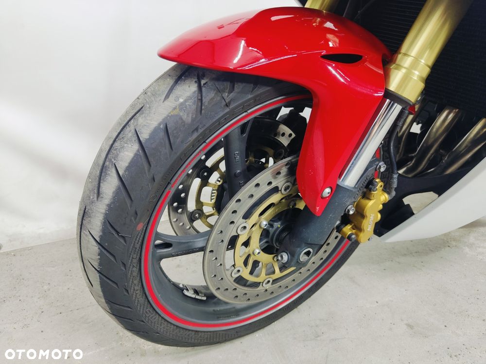 Honda CBR - 23