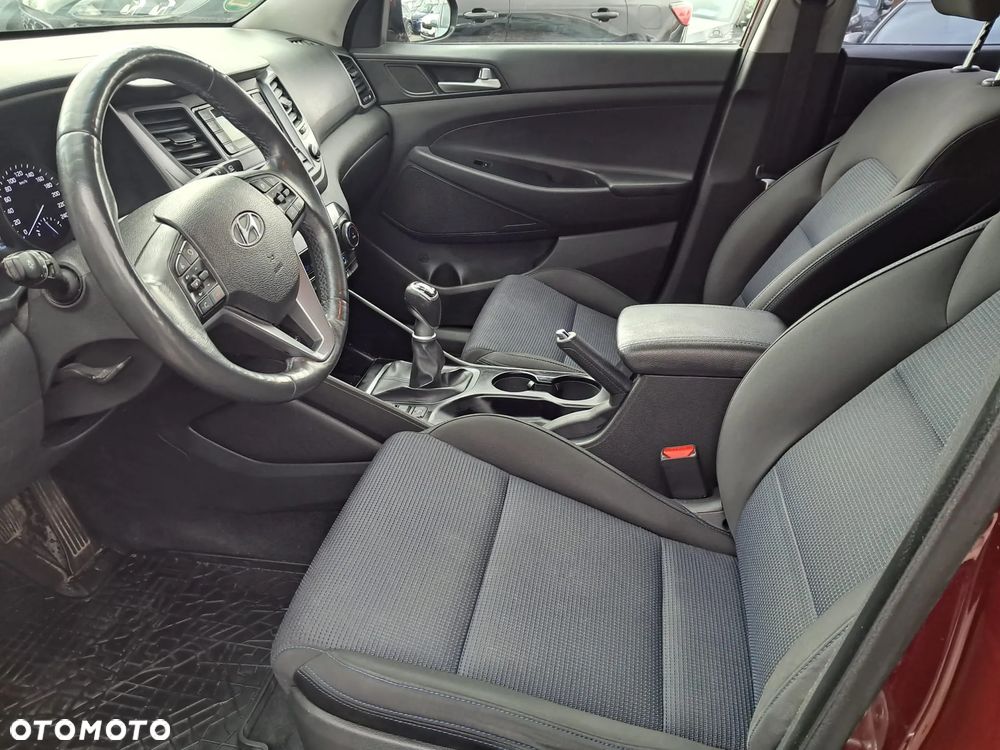 Hyundai Tucson 1.6 GDI BlueDrive Classic 2WD - 12