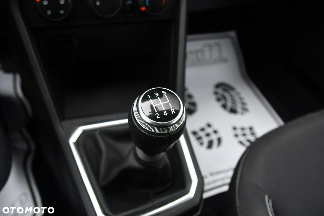 Dacia Sandero - 32