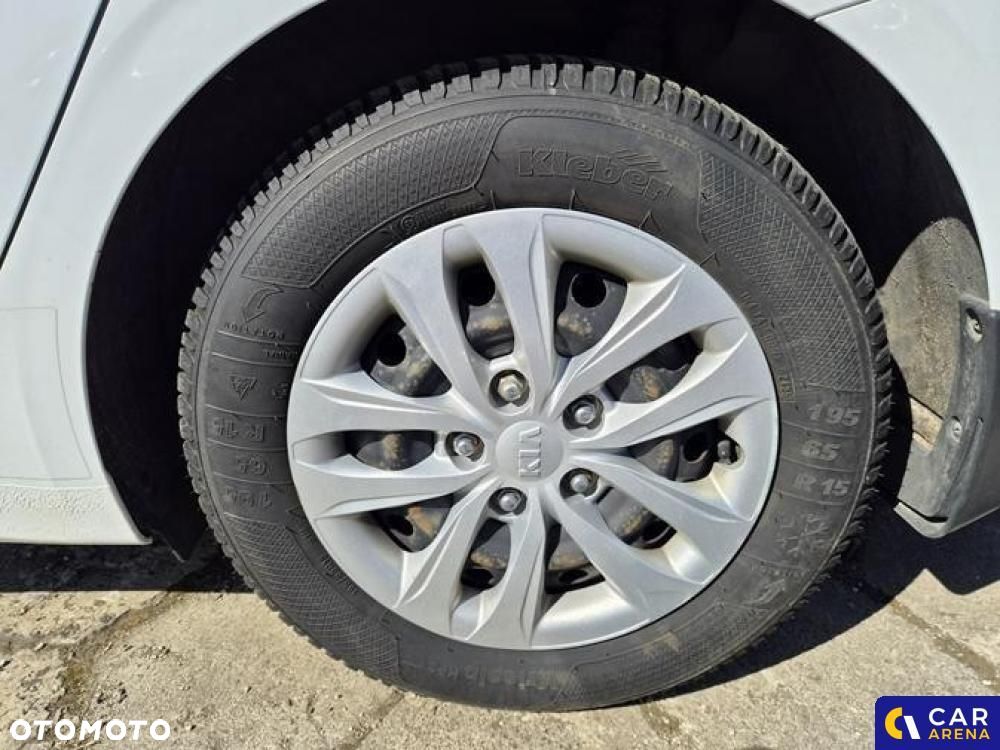 Kia Ceed - 12