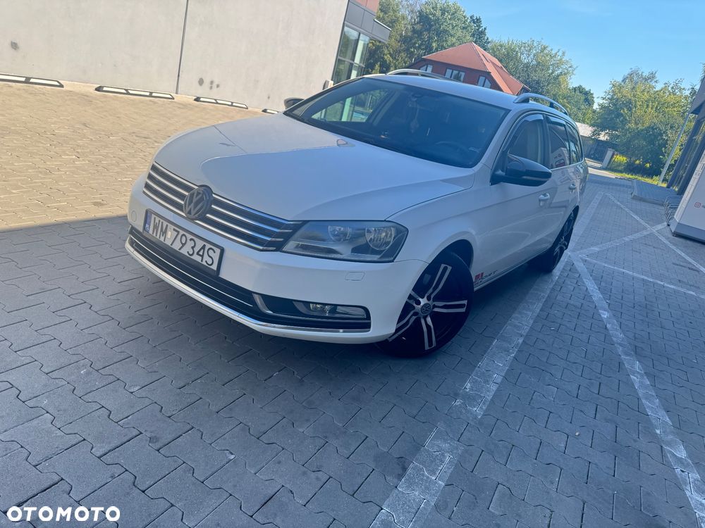 Volkswagen Passat 1.4 TSI BMT Highline R-Style DSG - 4