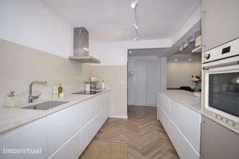 Apartamento T1 com Terraço 78m² | Metro Anjos | Arroios - Grande imagem: 3/12