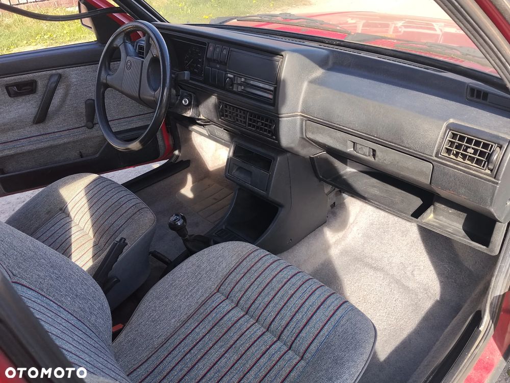 Volkswagen Golf - 9