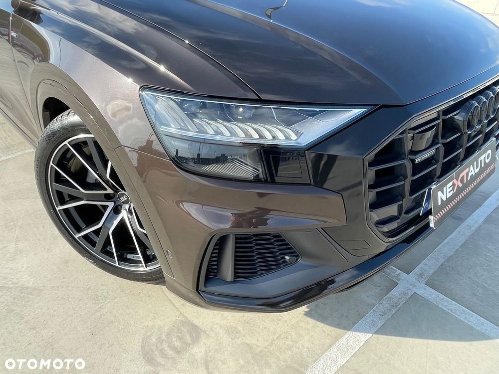 Audi Q8 SUV TFSI quattro 250 kW tiptronic S line business - 16