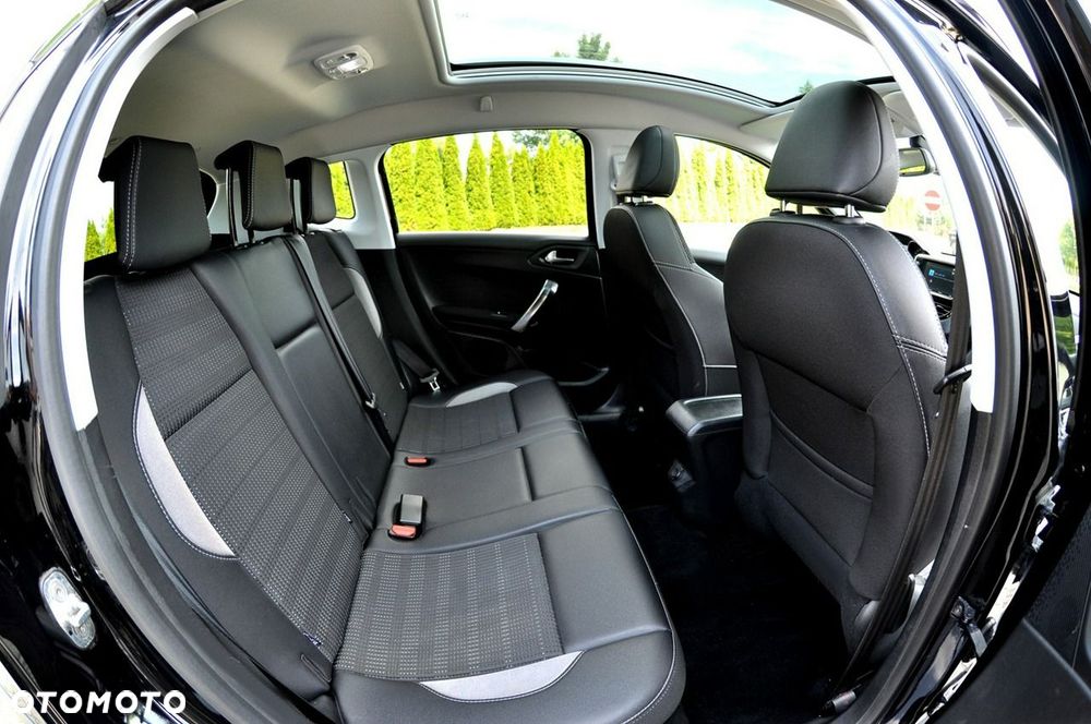 Peugeot 2008 PureTech 82 Allure - 20