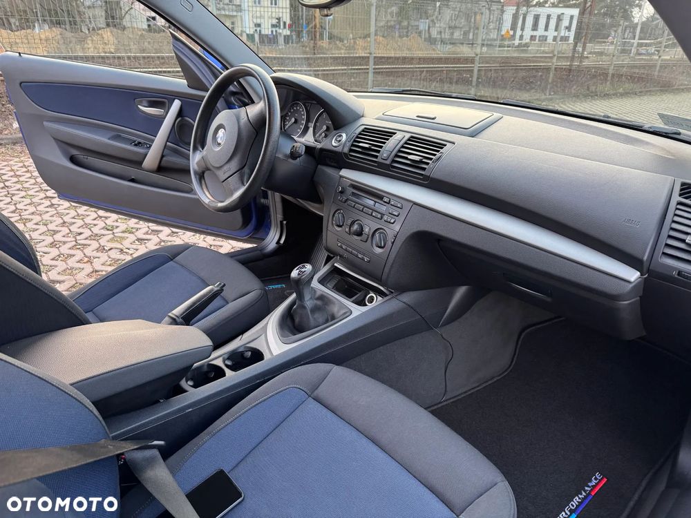 BMW Seria 1 118d DPF - 15