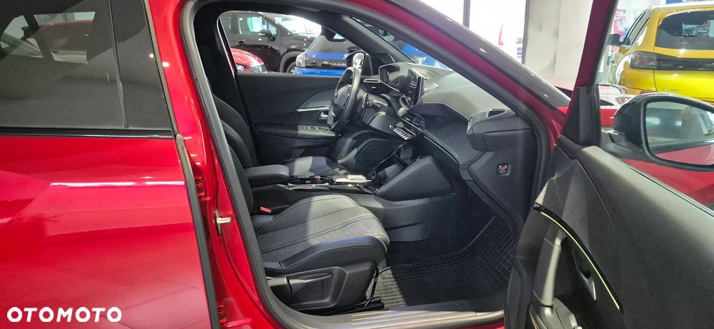 Peugeot 2008 PureTech 130 GT S&S EAT8 - 21