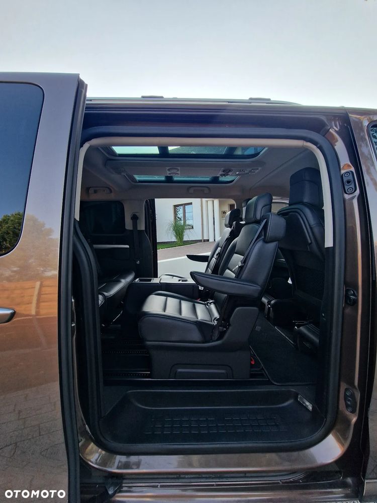 Peugeot Traveller 2.0 BlueHDi Long Business - 18