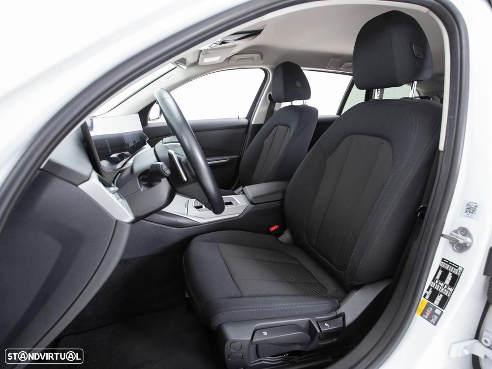 BMW 320 e Pack Essence Auto - 10