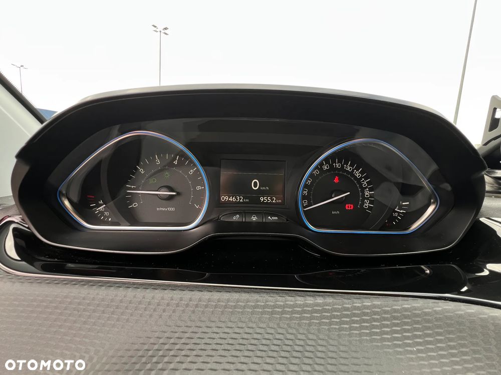 Peugeot 2008 PureTech 110 Stop&Start Allure - 31