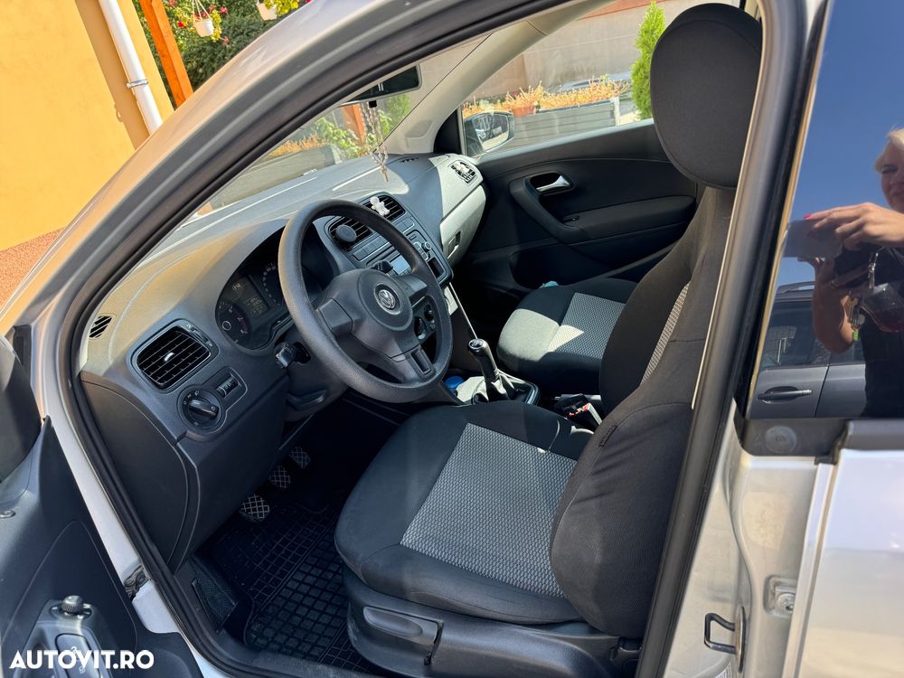 Volkswagen Polo - 5