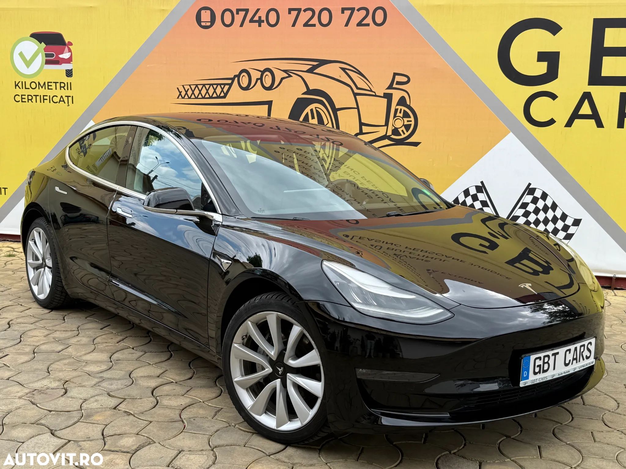 Tesla Model 3 Langstreckenbatterie Allradantrieb Dual Motor - 1