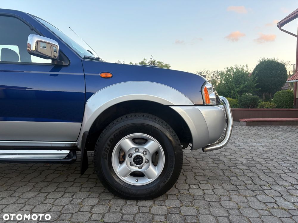 Nissan NP300 Pickup - 11