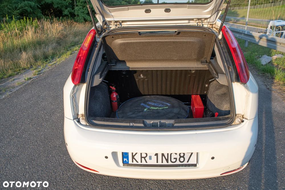 Fiat Punto 1.4 Easy S&S Euro6 - 18