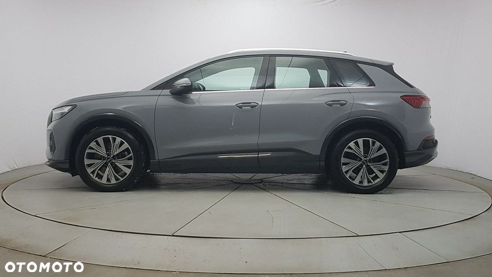Audi Q4 e-tron - 4