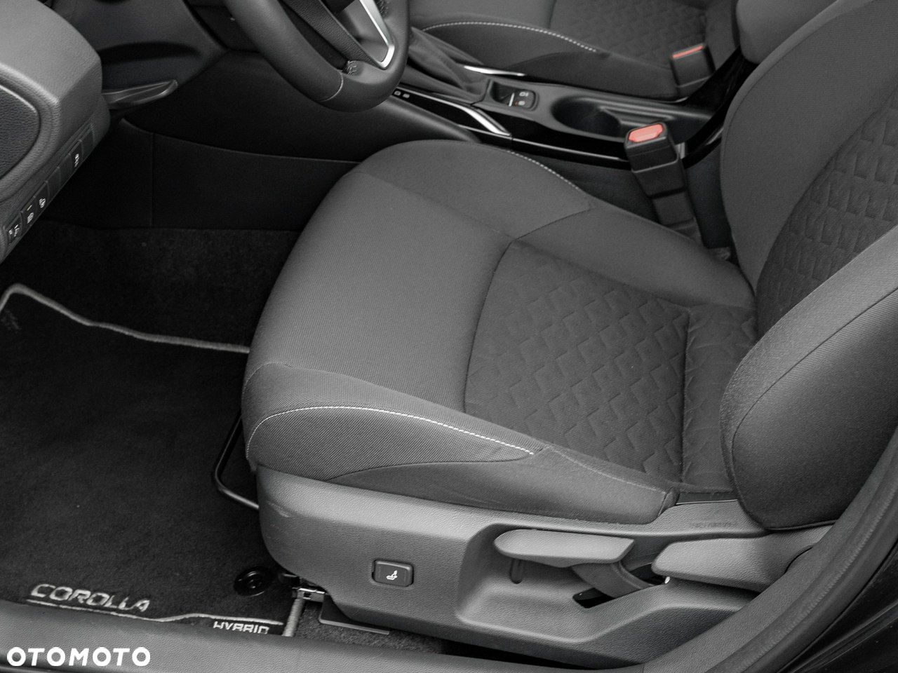 Toyota Corolla 1.8 Hybrid GPF Comfort - 14