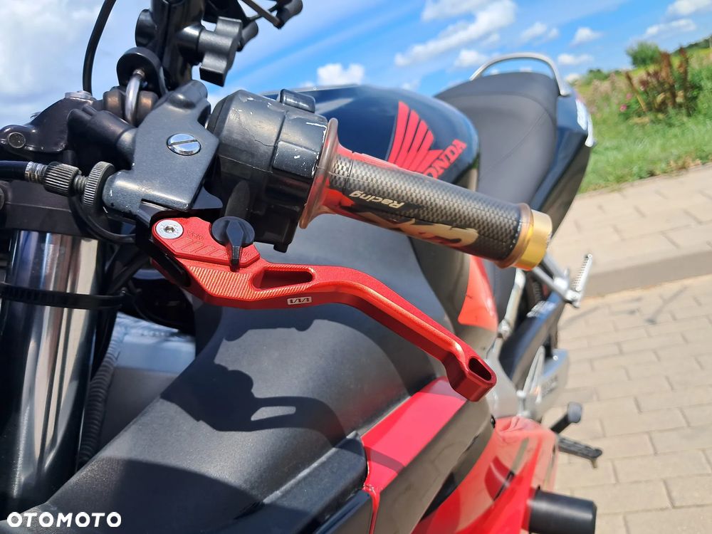 Honda CBR - 16