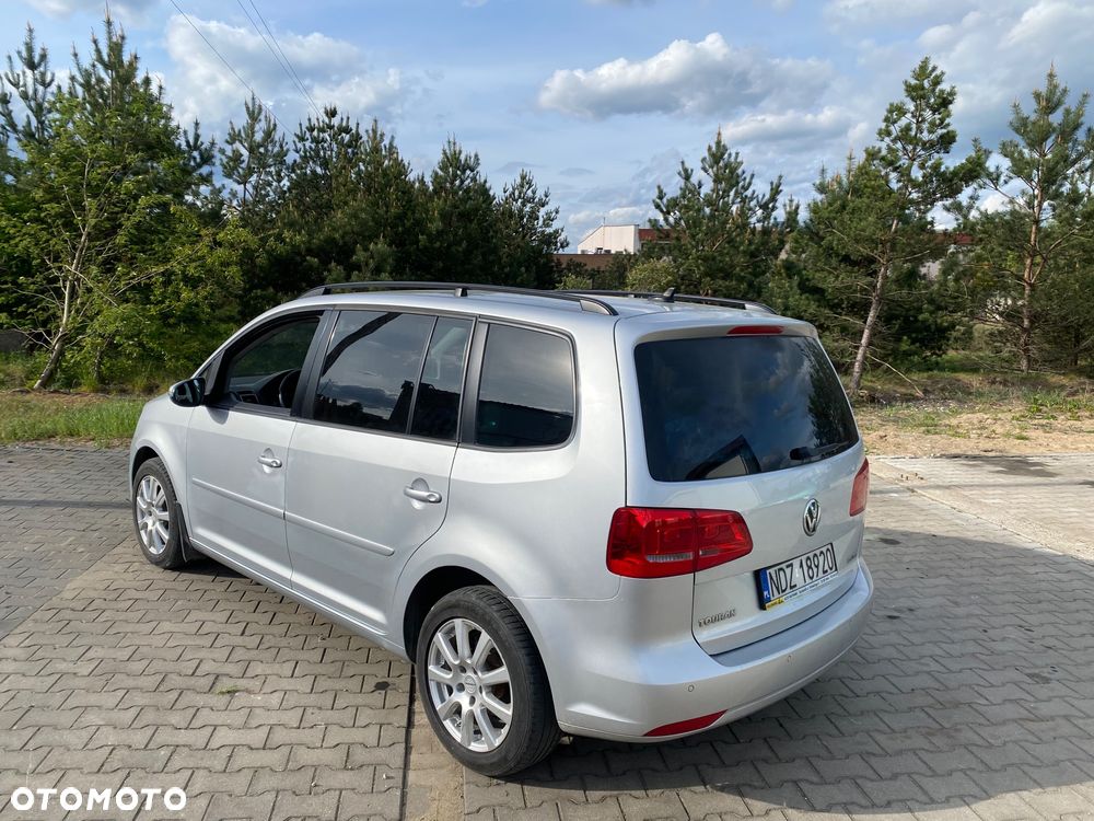 Volkswagen Touran 2.0 TDI DPF Comfortline - 4