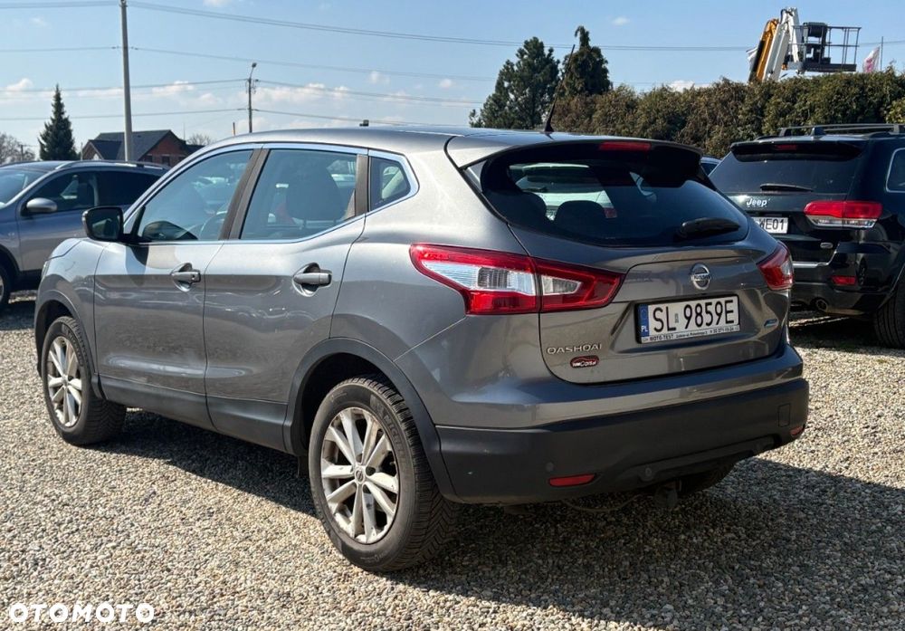 Nissan Qashqai - 4