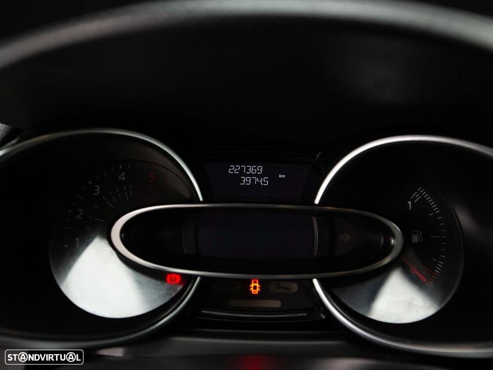 Renault Clio Sport Tourer 1.5 dCi Limited - 17