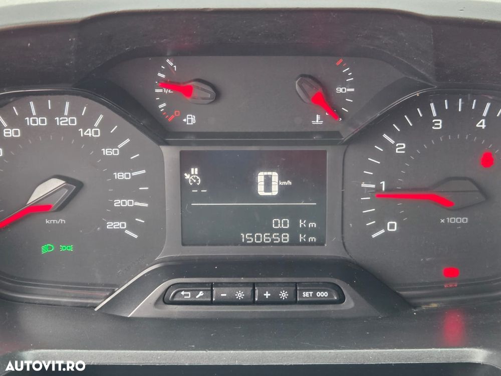 Peugeot New Partner L1H1 - 35