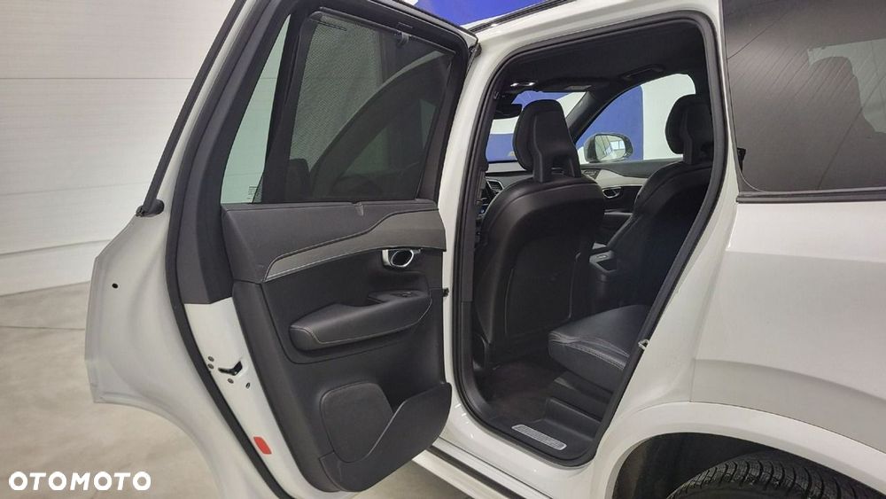Volvo XC 90 B5 D AWD R-Design - 21