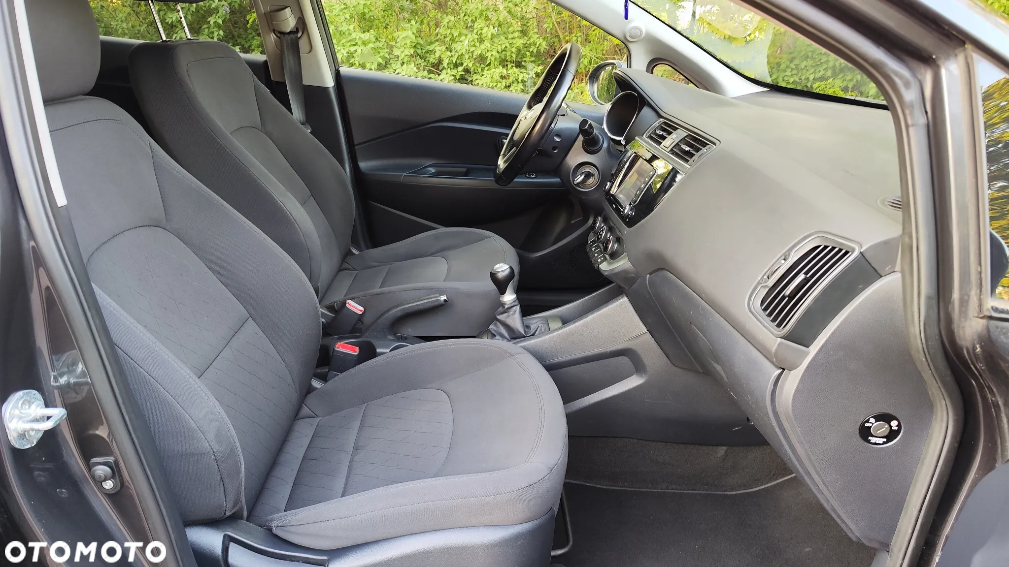 Kia Rio 1.2 Business Line - 27