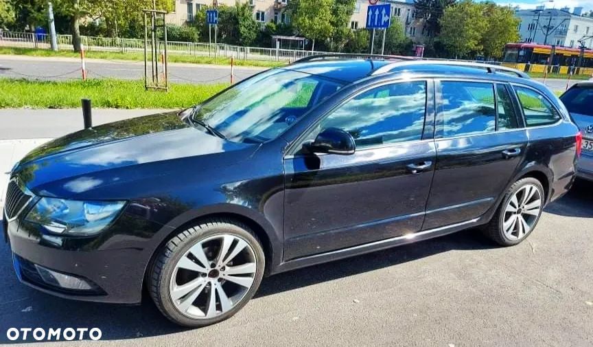 Skoda Superb ver-iii-combi-diesel-active - 16