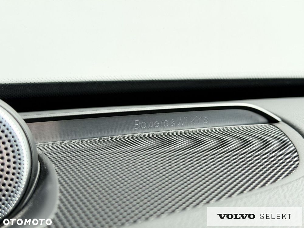 Volvo XC 90 - 40