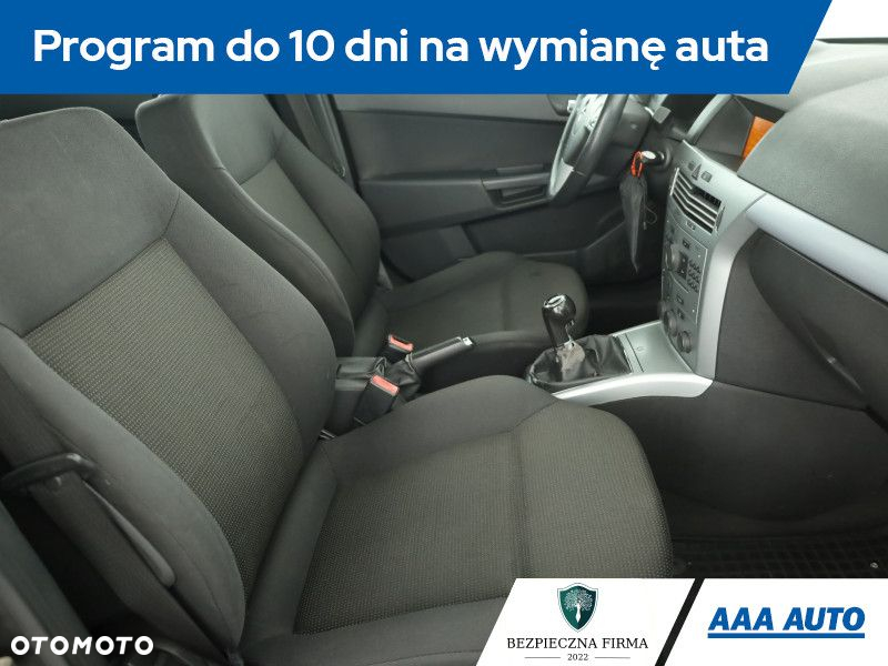 Opel Astra - 8