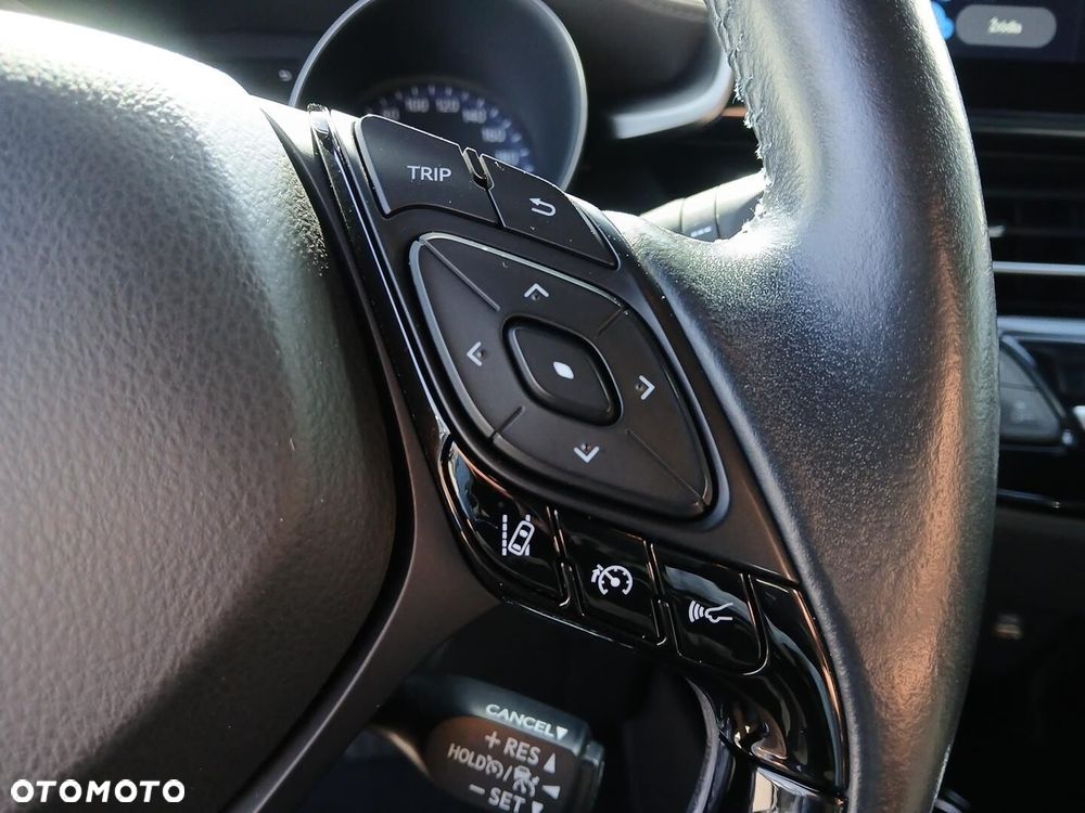 Toyota C-HR 2.0 Hybrid Executive - 26